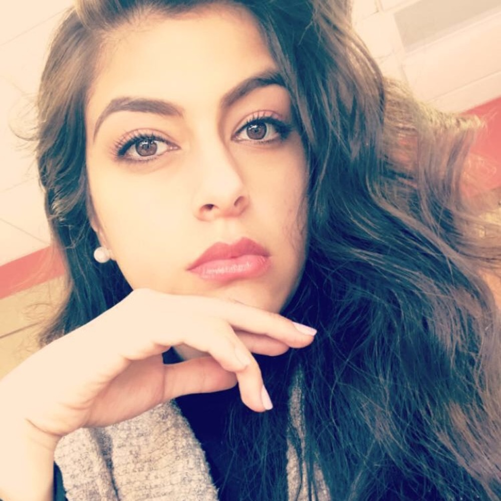 Meet your Posher, Perla